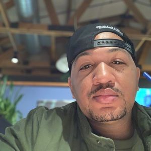 Meet your Posher, Greg